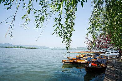 《inZOI》公开AI系统细节：600种心理状态与互联实时模拟